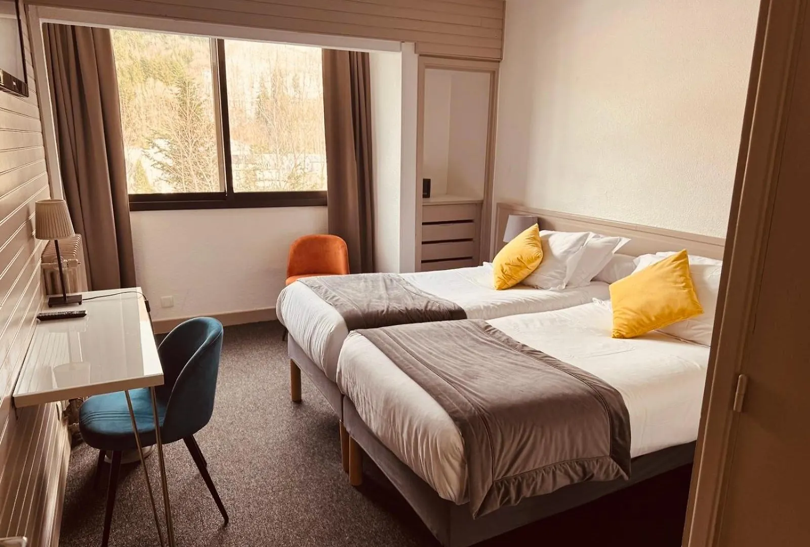 Hotel Le Panorama Le Mont-Dore 3*,